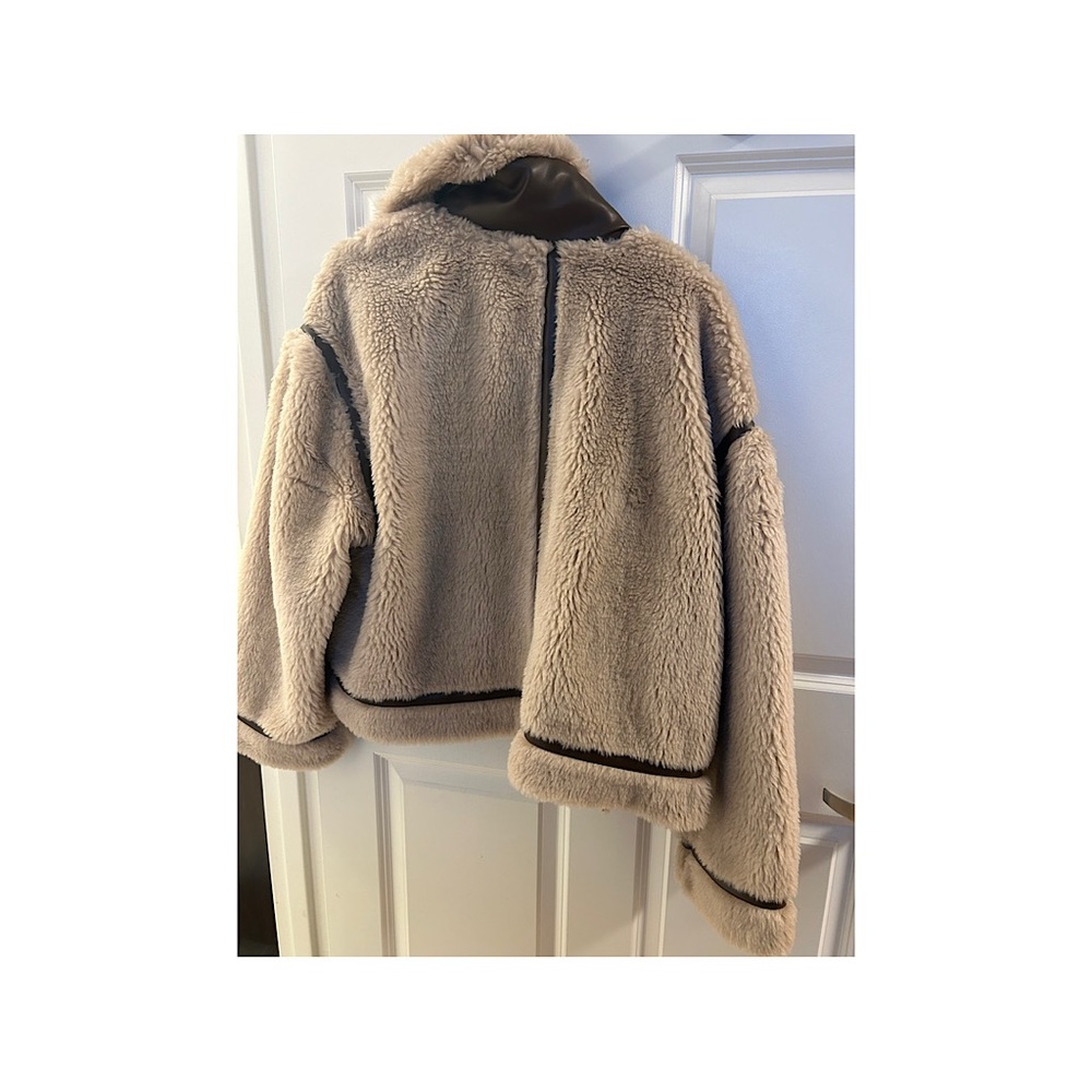 AE Teddy Biker Jacket 🧥 - Picture 5 of 5